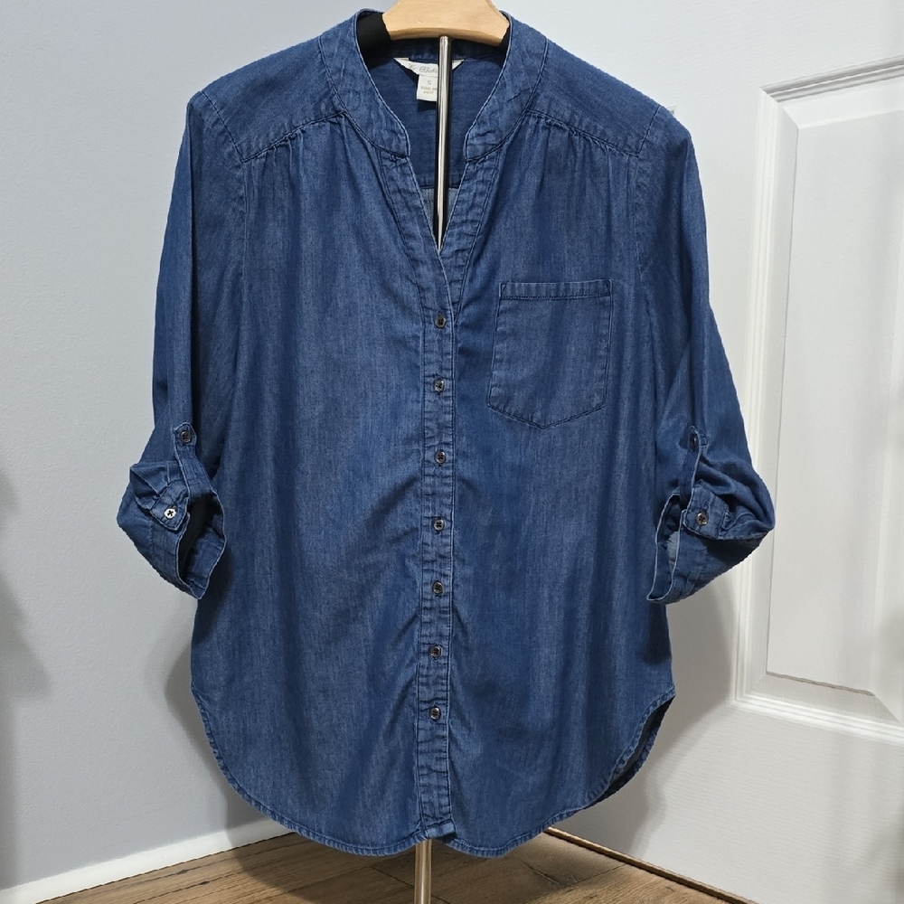 Blue Tunic with Roll-Up Sleeves and Mandarin Collar